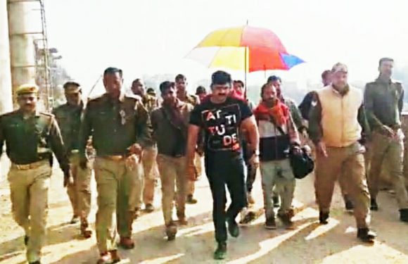 पवन सिंह ने किया सीएम योगी आदित्यनाथ जी महाराज की प्रशंसा