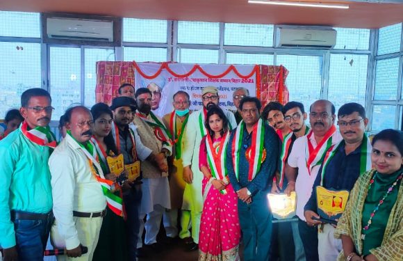 दीदीजी फाउंडेशन के सौजन्य से 15 शिक्षकों को मिला डा. सर्वपल्ली राधाकृष्णन शिक्षक सम्मान