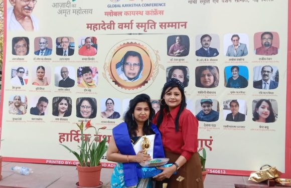 शिल्पस्मृति स्पार्कलिंग इवेंट्स ने डा. नम्रता आनंद को किया सम्मानित