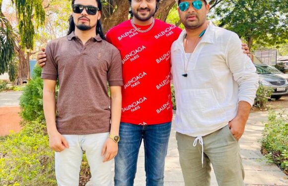 4 करोड़ के फिल्मों के हिस्सा बने प्रदीप पाण्डेय चिन्टू,सोनू खत्री करेंगे निर्देशन,कनाडा में होगी शूटिंग