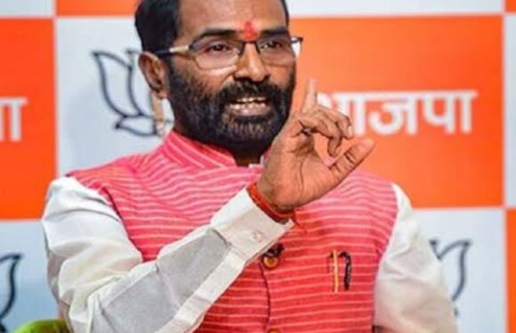 लोगों को भा रही मोदी की गारंटी : डॉ संजय मयूख